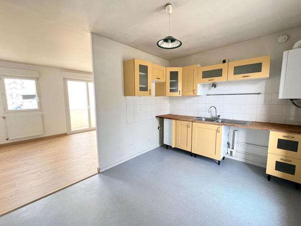 À VENDRE - ARSENAL REDON - TYPE 5 - DERNIER ETAGE - TERRASSE