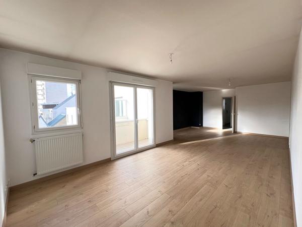 À VENDRE - ARSENAL REDON - TYPE 5 - DERNIER ETAGE - TERRASSE