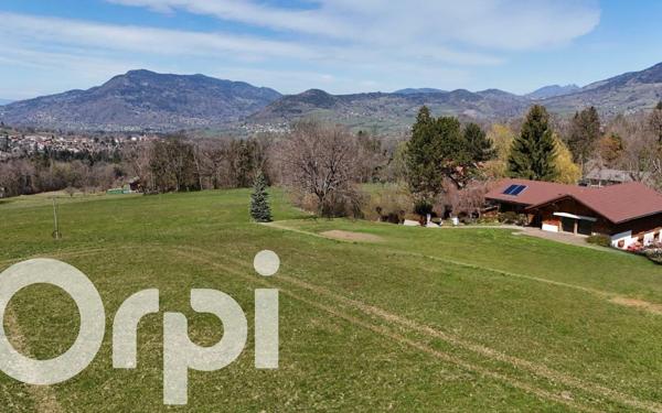 Maison à vendre    6 pièces • 198 m2 Saint-Jean-de-Tholome