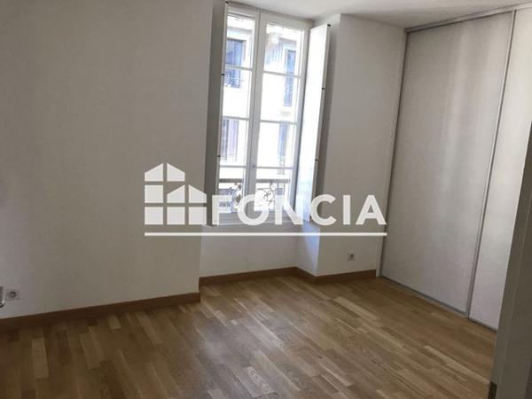 Location Appartement 2 pièces 50.2 m² - 129 Rue Sommeiller Chambery 73000