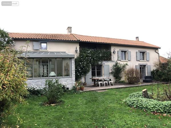 Maison à vendre à Champigny en Rochereau dans la Vienne (86170), ref : 018/1011