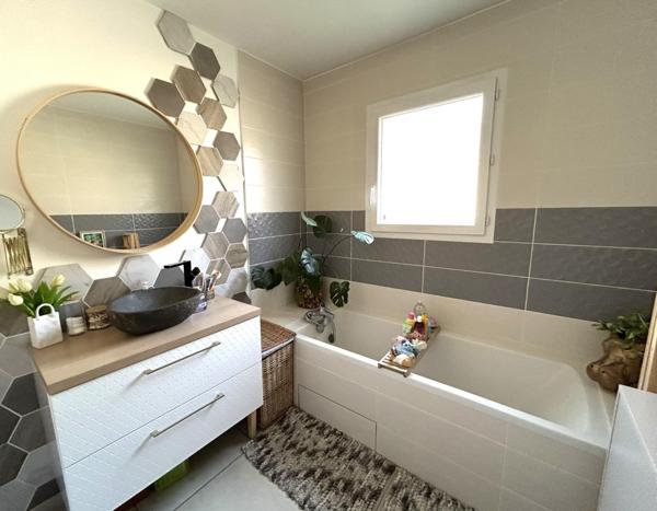 Villa récente centre village