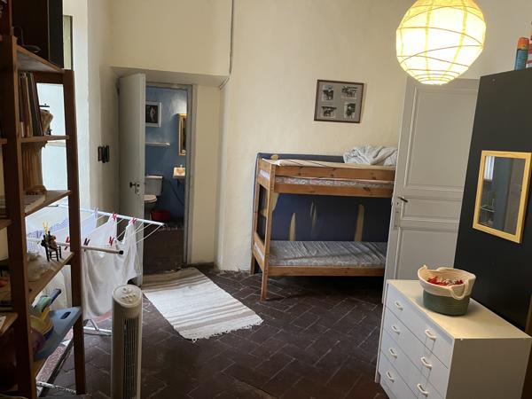 Maison de village 153m2 de surface plancher sur 3 niveaux Espira-de-l'Agly (66600)