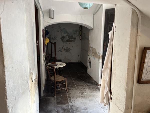 Maison de village 153m2 de surface plancher sur 3 niveaux Espira-de-l'Agly (66600)