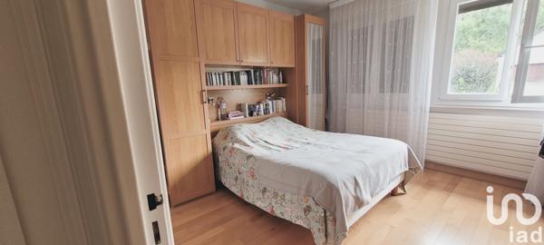 House for sale 5 rooms 136 m² Le Plessis-Trévise