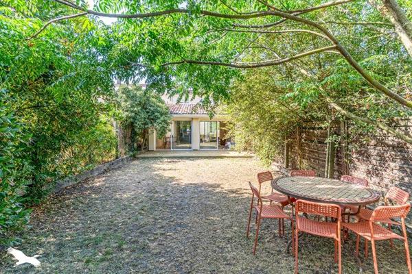 Maison à vendre 762 000 € Bordeaux 5 p 161 m² DPE A