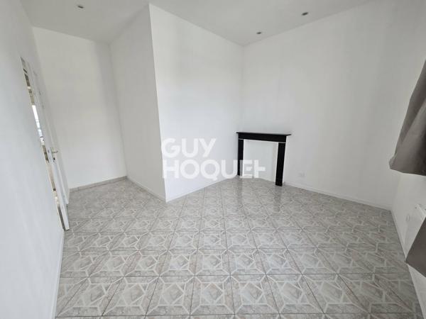 APPARTEMENT À LOUER DE 2 PIÈCES DE 61,00 M²