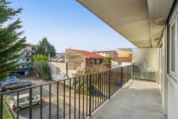 A VENDER - APPARTEMENT 40m² - BAGNOLET LIMITE ROMAINVILLE