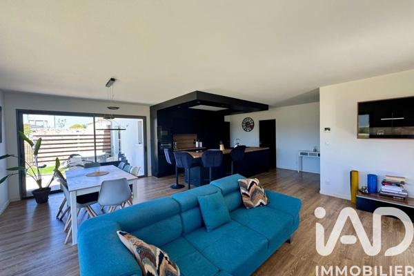 Maison à vendre 5 pièces 108 m² Boutiers-Saint-Trojan
