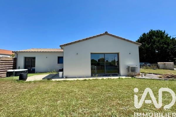 Maison à vendre 5 pièces 108 m² Boutiers-Saint-Trojan