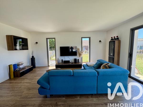 Maison à vendre 5 pièces 108 m² Boutiers-Saint-Trojan