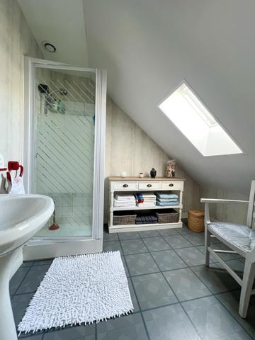 Maison à CHERBOURG-EN-COTENTIN, 50100 - 11 pièces 140m²