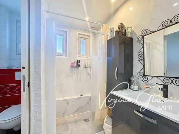 Maison 2 chambres de plain pied.