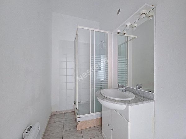 Martigues Jonquière beau T3 vue Canal