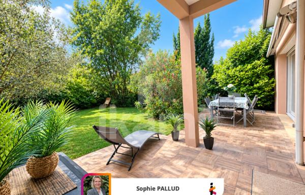 Maison de 186 000 m²