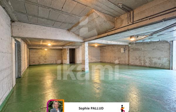 Maison de 186 000 m²