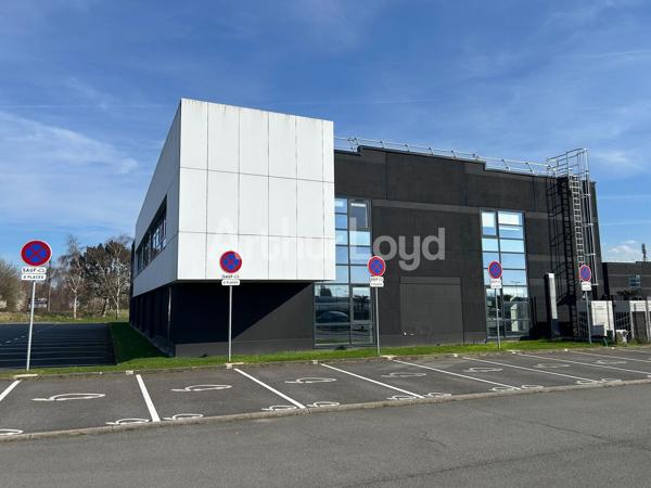 À louer : bureaux d'exception à Lesquin - 1365 m² dans un cadre moderne et prestigieux