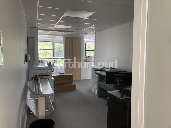 À louer : bureaux d'exception à Lesquin - 1365 m² dans un cadre moderne et prestigieux