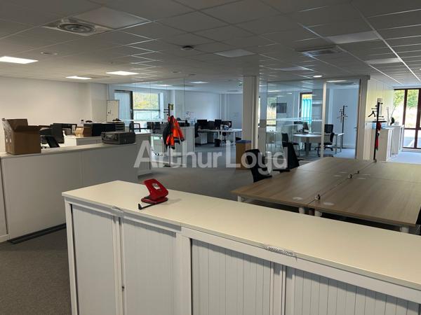 À louer : bureaux d'exception à Lesquin - 1365 m² dans un cadre moderne et prestigieux