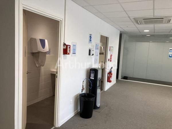 À louer : bureaux d'exception à Lesquin - 1365 m² dans un cadre moderne et prestigieux
