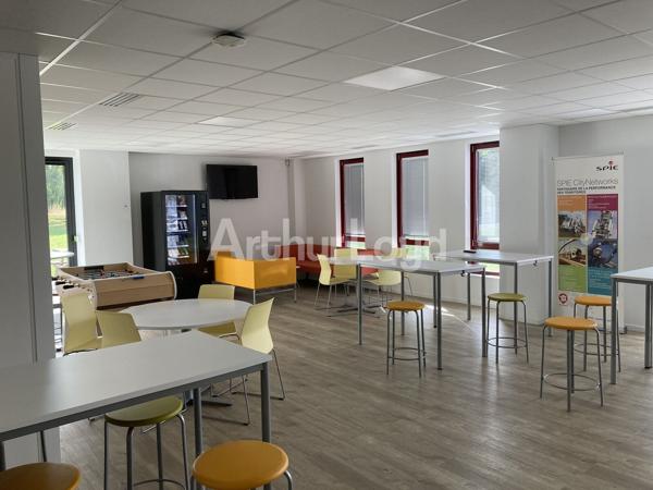 À louer : bureaux d'exception à Lesquin - 1365 m² dans un cadre moderne et prestigieux