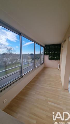 Location appartement 4 pièces 97 m² Tours
