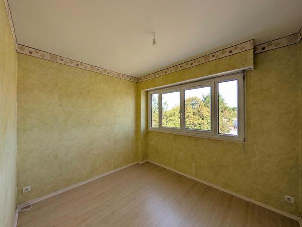 Appartement  Copropriété à Cognac 4 pièce(s) 83.43 m2 CRIT 424100