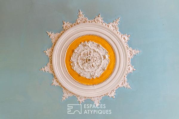 Maison d’artiste à réhabiliter, chargée d’histoire avec jardin et ateliers