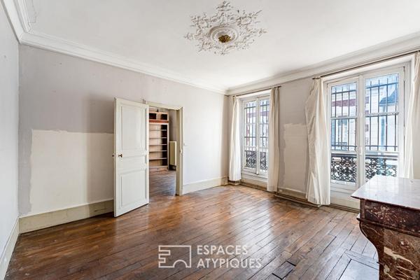 Maison d’artiste à réhabiliter, chargée d’histoire avec jardin et ateliers