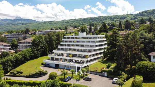 Évian-les-Bains, Appartement 3 Chambres -  232 m² à vendre