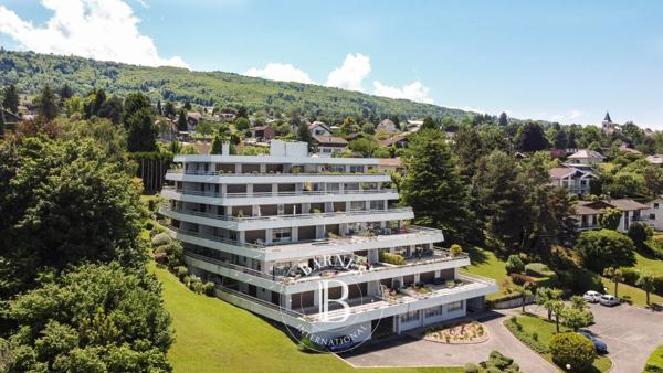 Évian-les-Bains, Appartement 3 Chambres -  232 m² à vendre