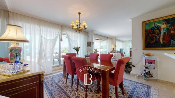 Évian-les-Bains, Appartement 3 Chambres -  232 m² à vendre