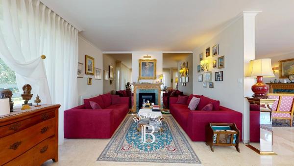 Évian-les-Bains, Appartement 3 Chambres -  232 m² à vendre