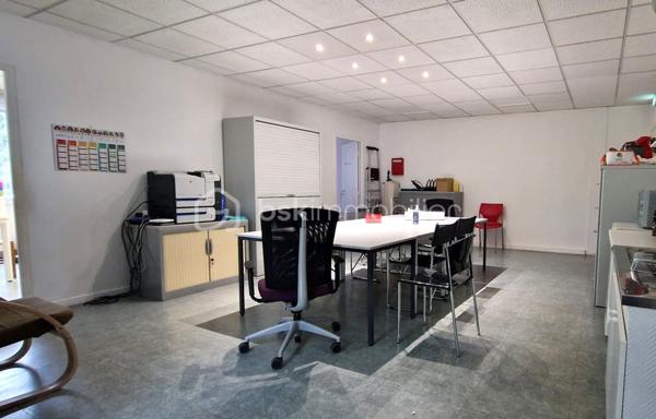Bureau de 763 m²
