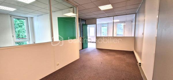 Bureau de 763 m²