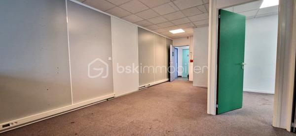 Bureau de 763 m²