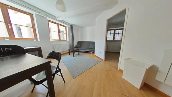 Appartement 2 pièces                                        - 42000 Saint-Étienne Réf : 12650