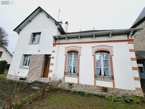 Maison à vendre à Ussel en Corrèze (19200), ref : UM 1210