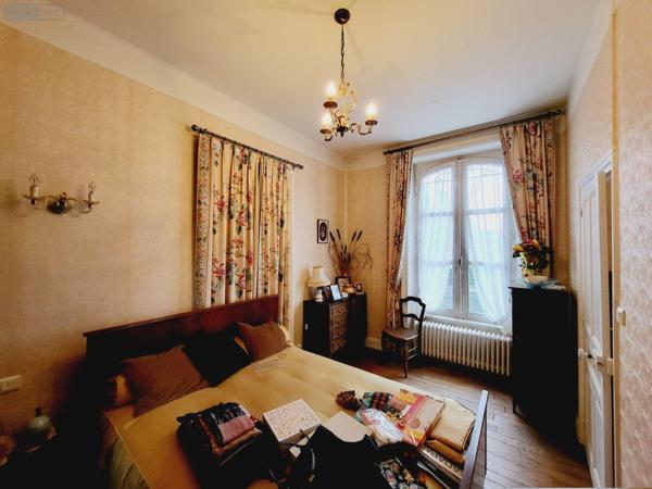 Maison à vendre à Ussel en Corrèze (19200), ref : UM 1210