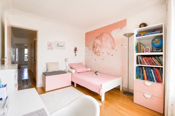 Appartement
         4 pièces
        - 93 m² Exclusivité 611 000 € *
