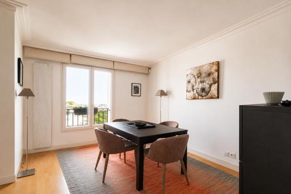 Appartement
         4 pièces
        - 93 m² Exclusivité 611 000 € *
