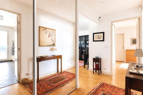 Appartement
         4 pièces
        - 93 m² Exclusivité 611 000 € *