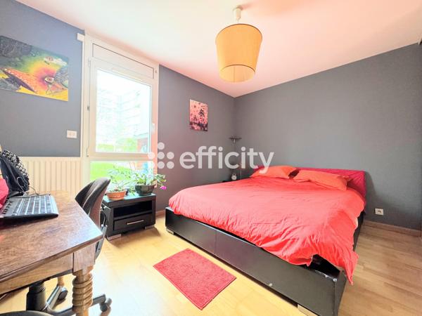Appartement
         2 pièces
        - 50 m² Exclusivité 185 000 € *