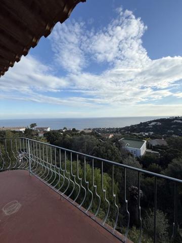 Maison villa Roquebrune-sur-Argens 200 m²