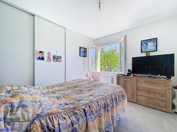 A vendre maison récente de plain-pied à Mison