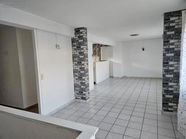 Location - Appartement Courrières 62710 5 pièces 82 m 2