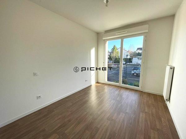 Appartement 3 pièces 62 m² MENNECY - 91540