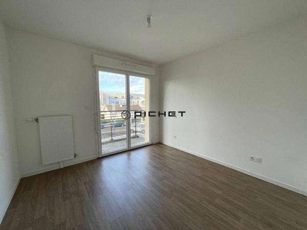 Appartement 3 pièces 62 m² MENNECY - 91540