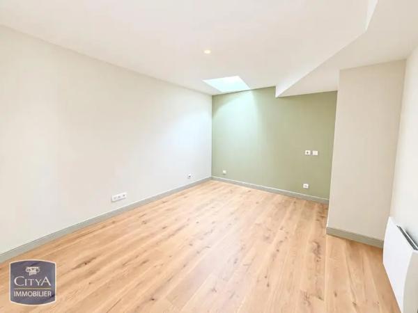 Appartement à louer 3 pièces 74.28m² Chinon (37500)