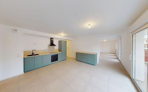 Appartement à louer    4 pièces • 95 m2 Ciboure